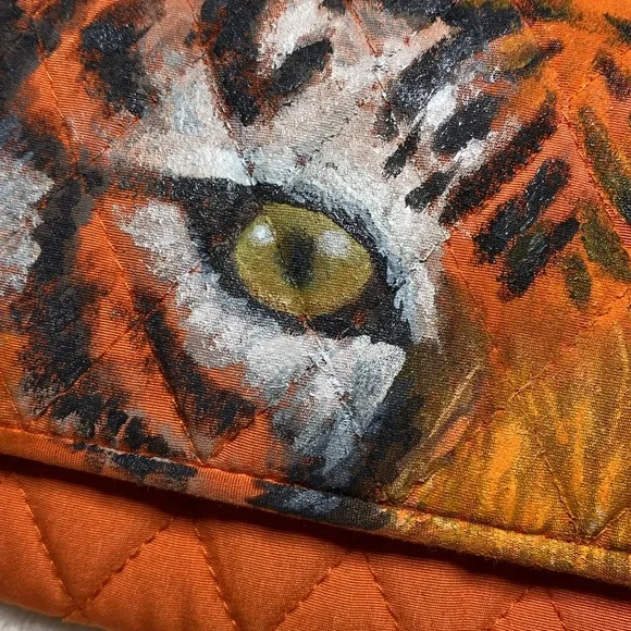 SOLD Hand-Painted Tiger’s Eye Quilted Wallet ‘Staring Contest’ - Picture 12 of 15